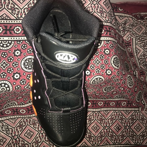 Air Max Barkley (GS) Boys Basketball shoes - Picture 7 of 8